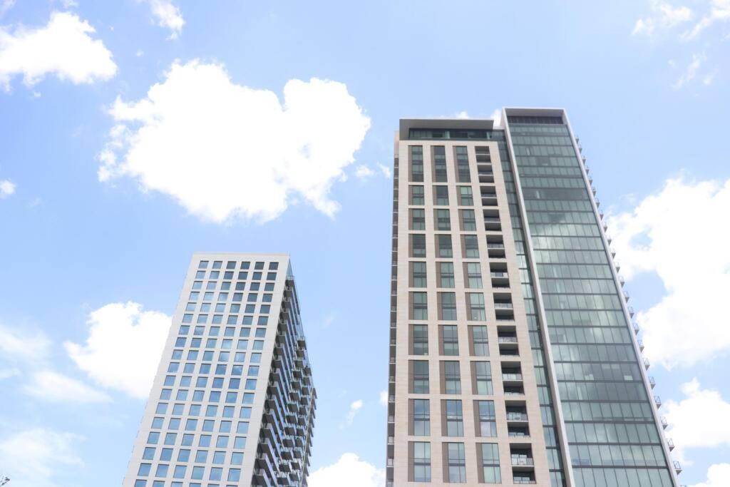 2 Bdr With Workspace & Patio In Montrose Houston Exterior foto